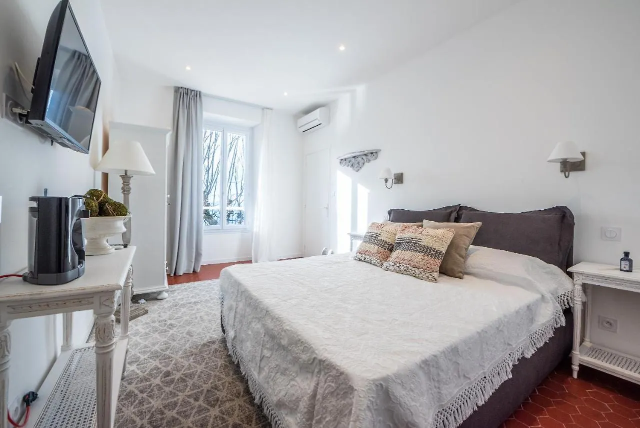 Guest house Chambres Lougolin Grasse